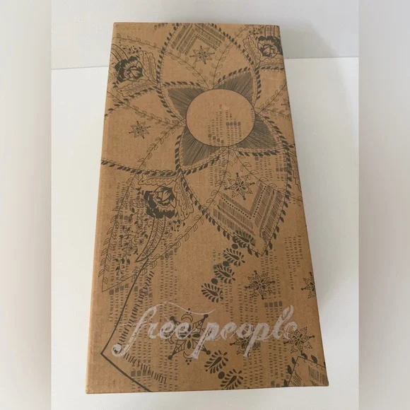 NWT Free People Mary Janes in Black Leather, Size 9 - Picture 10 of 10